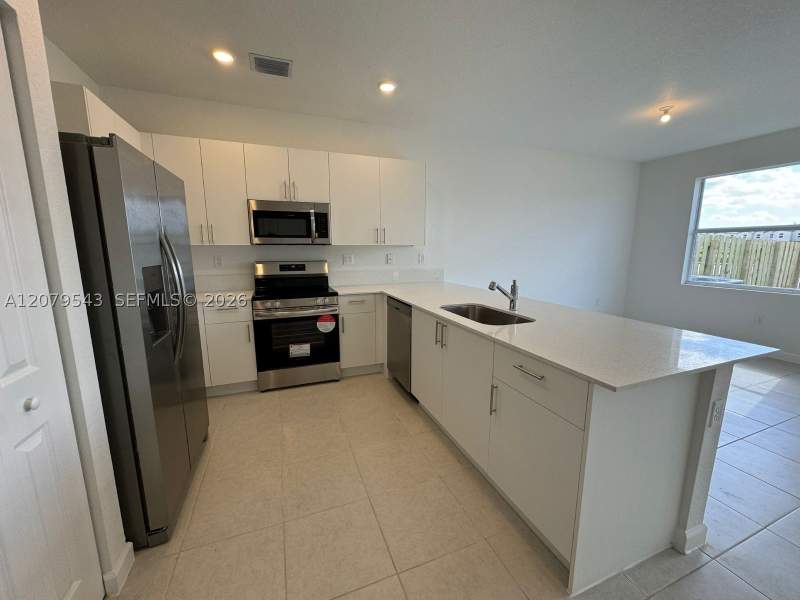 3 bedroom Townhouse at 17940 SW 358th St, Del Mar, Homestead — photo 3