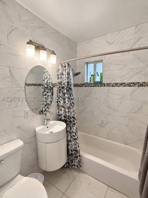 2315 NW 35th St, Miami FL - photo 6 of 11