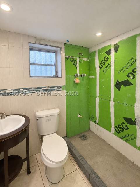2315 NW 35th St, Miami FL - photo 9 of 11