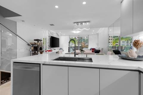 2950 NE 188th Street 122, Aventura FL - photo 14 of 48