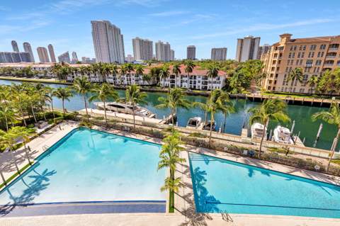 2950 NE 188th Street 122, Aventura FL - photo 6 of 48