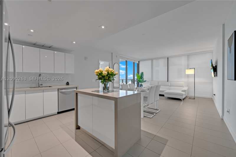 2 bedroom Condominium at 1600 NE 1st Ave 2916, Canvas Condo, Miami — photo 1