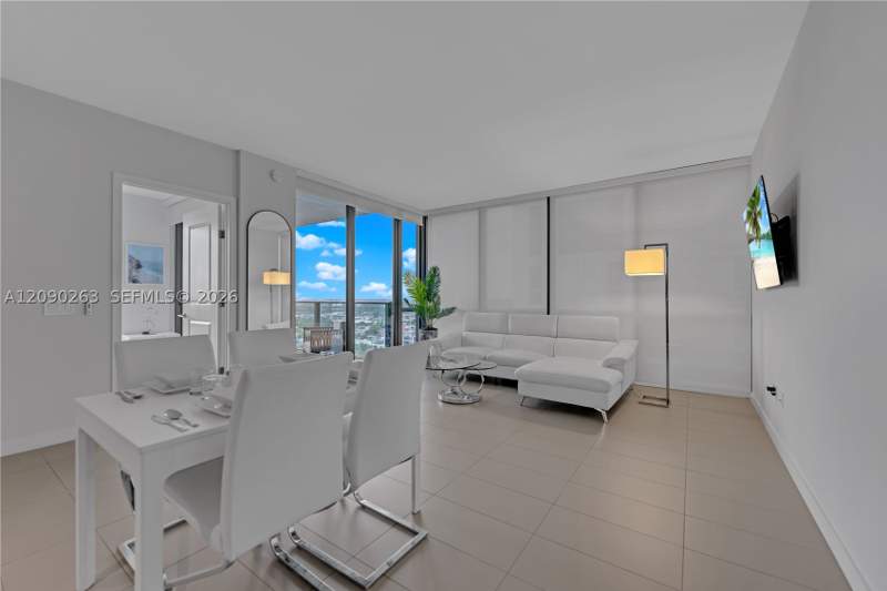 2 bedroom Condominium at 1600 NE 1st Ave 2916, Canvas Condo, Miami — photo 2