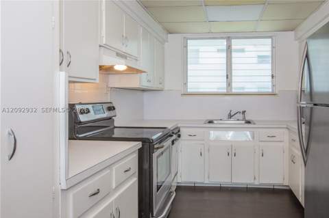 10178 Collins Ave 202, Bal Harbour FL - photo 9 of 11