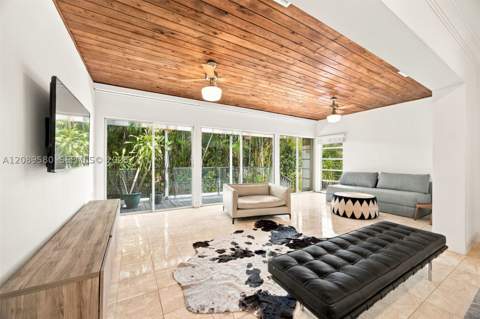 1325 Blue Rd, Coral Gables FL - photo 11 of 24