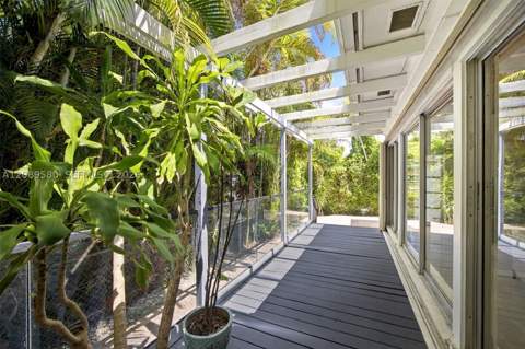 1325 Blue Rd, Coral Gables FL - photo 23 of 24