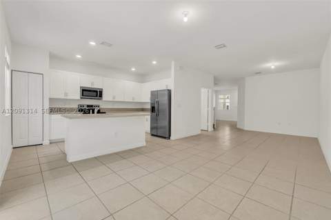 2683 SE 12th St, Homestead FL - photo 11 of 44