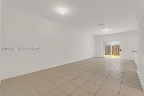2683 SE 12th St, Homestead FL - photo 7 of 44