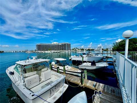 6830 Indian Creek Dr 7E, Miami Beach FL - photo 15 of 45