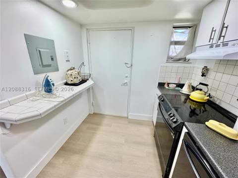 6830 Indian Creek Dr 7E, Miami Beach FL - photo 24 of 45