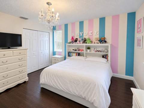 22245 SW 100th Avenue, Cutler Bay FL - photo 8 of 18