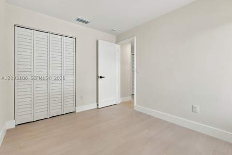 18814 NW 46th Ave, Miami Gardens FL - photo 10 of 39
