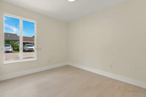 18814 NW 46th Ave, Miami Gardens FL - photo 17 of 39