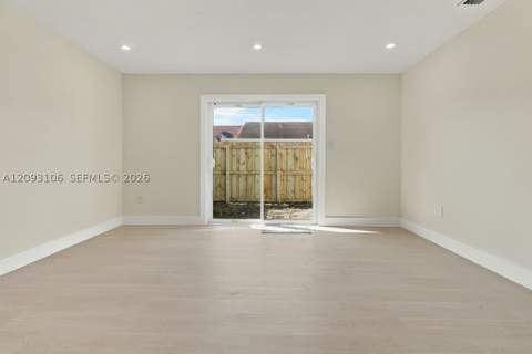 18814 NW 46th Ave, Miami Gardens FL - photo 23 of 39