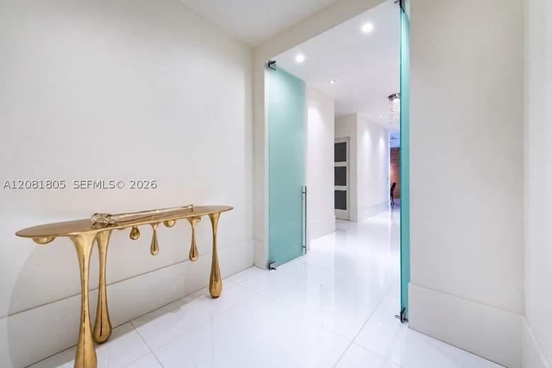 3 bedroom Condominium at 2675 S Bayshore Dr 1601S, Grove At Grand Bay, Coconut Grove — photo 5