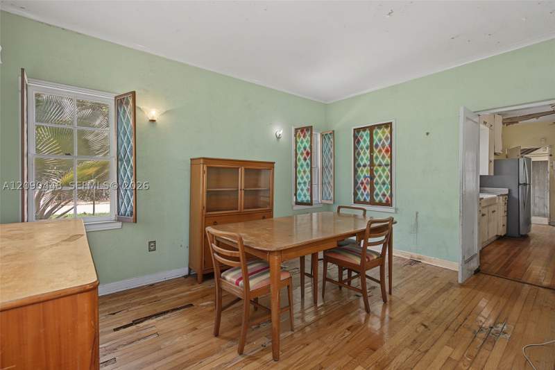 3 bedroom SingleFamilyResidence at 931 NW 14th Ct, Oak Terrace, Miami — photo 4