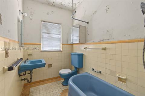 931 NW 14th Ct, Miami FL - photo 9 of 26