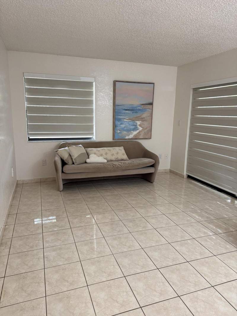 2 bedroom Condominium at 20015 NE 3rd Court 5, Spear Acres, Miami — photo 3