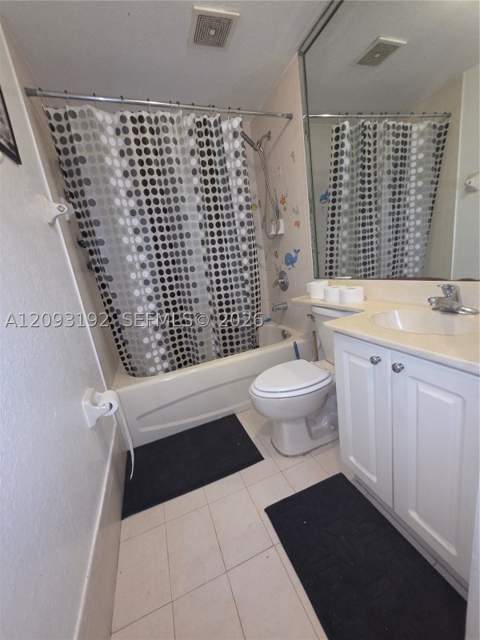 7251 NW 174th Ter 102, Hialeah FL - photo 6 of 16
