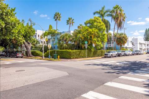 1005 Meridian Ave 8, Miami Beach FL - photo 23 of 26