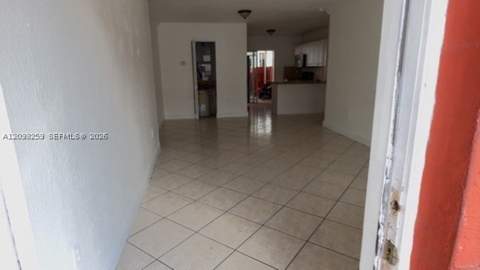 11051 W Okeechobee Rd 101, Hialeah Gardens FL - photo 16 of 24