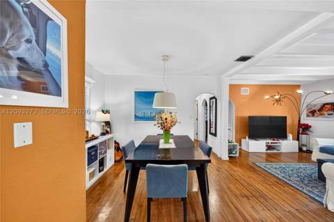 1103 NE 118th St, Biscayne Park FL - photo 17 of 65