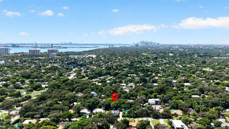 4 bedroom SingleFamilyResidence at 1103 NE 118th St, Biscayne Lawn Amd Plat, Biscayne Park — photo 3