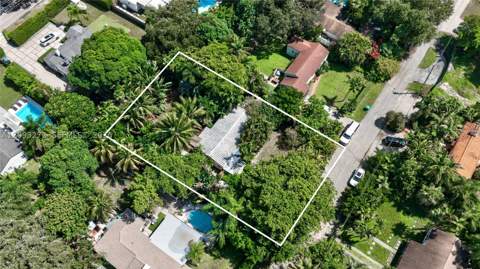 1103 NE 118th St, Biscayne Park FL - photo 6 of 65
