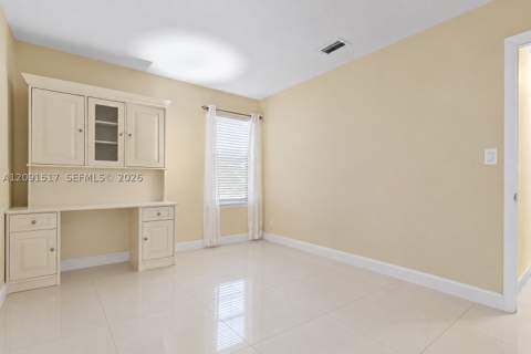 15221 SW 158th St, Miami FL - photo 13 of 62