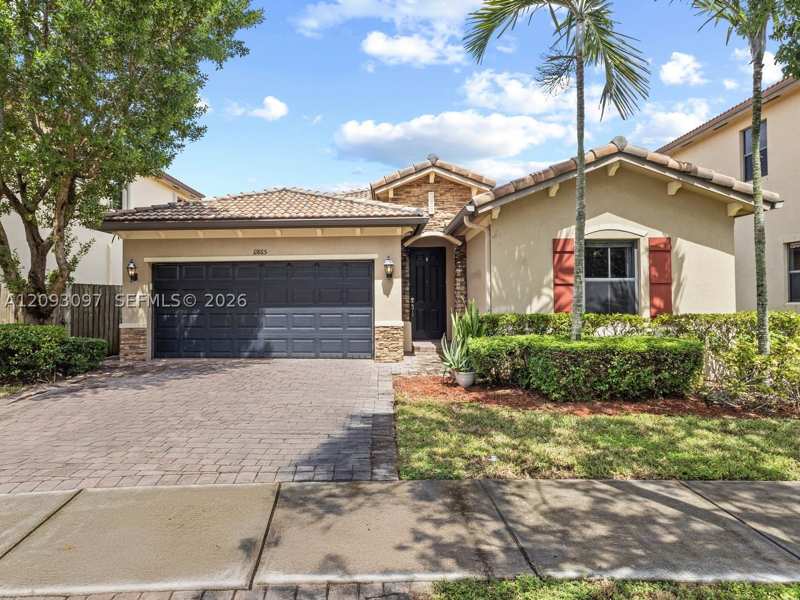 4 bedroom SingleFamilyResidence at 11865 SW 236th St, Silver Palm West, Homestead — photo 1