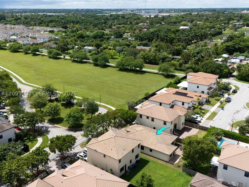 4 bedroom SingleFamilyResidence at 11865 SW 236th St, Silver Palm West, Homestead — photo 2