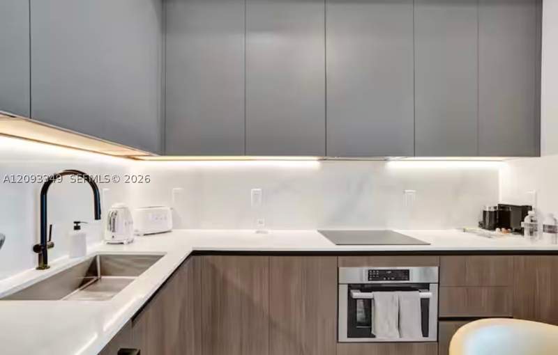 1 bedroom Condominium at 580 72nd St 1905, 72 Park, Miami Beach — photo 2