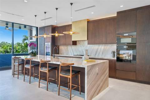 857 N Shore Dr, Miami Beach FL - photo 14 of 65