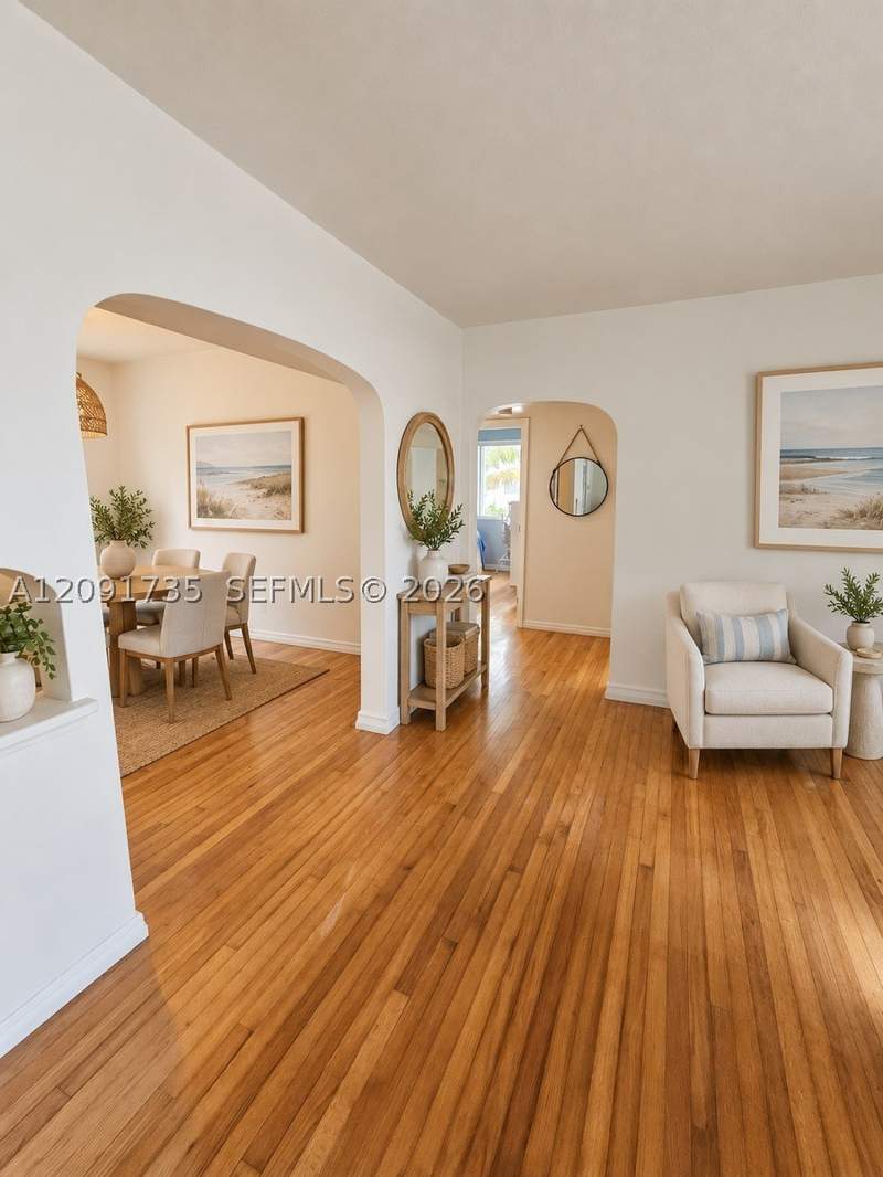 2 bedroom Condominium at 530 SW 10th St 2-C, El Capri Courtyards Condo, Miami — photo 3