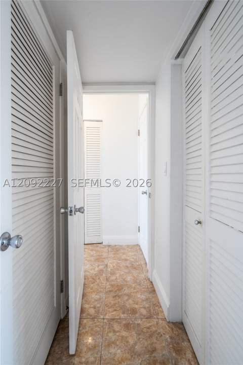 7850 Byron Ave 207, Miami Beach FL - photo 16 of 34