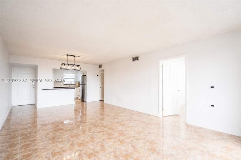 2 bedroom Condominium at 7850 Byron Ave 207, Byron Gardens Condo, Miami Beach — photo 2