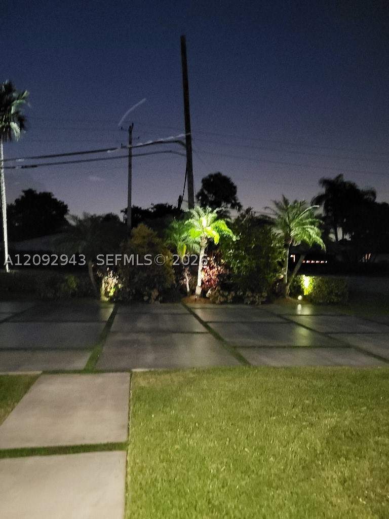 4 bedroom SingleFamilyResidence at 12804 SW 94th Pl, Briar Bay Urban Park Sec, Miami — photo 4