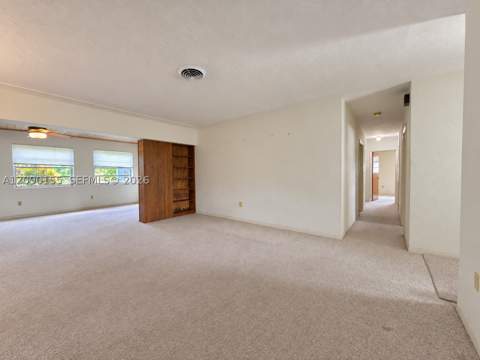 949 NW 9th St, Homestead FL - photo 8 of 33