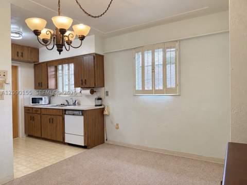 949 NW 9th St, Homestead FL - photo 9 of 33