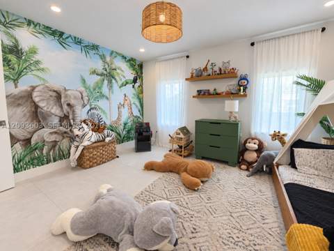 5134 NW 94th Doral Pl, Doral FL - photo 10 of 22
