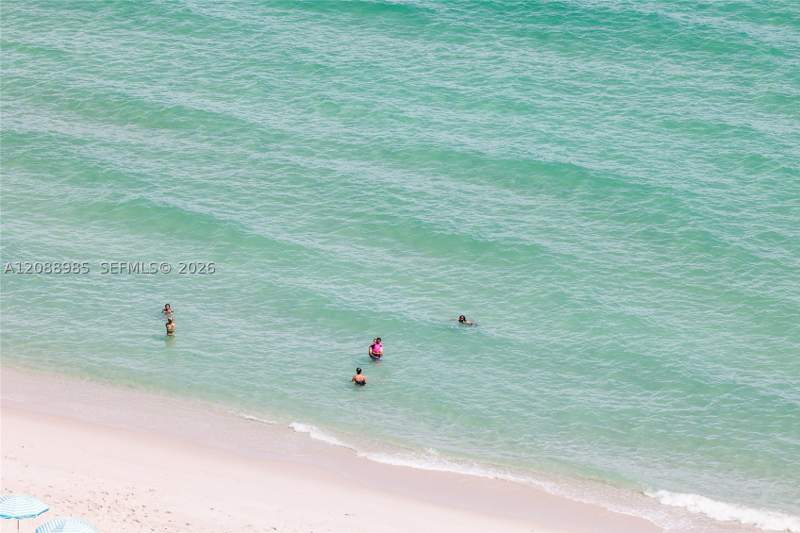 1 bedroom Condominium at 6801 Collins Ave 1202/1211, Central Carillon Beach Co, Miami Beach — photo 5