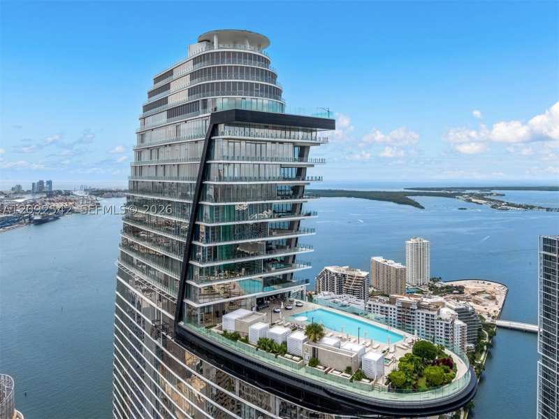 5 bedroom Condominium at 300 Biscayne Boulevard Way Ph5801C, 300 Biscayne Blvd Way Cond, Miami — photo 1