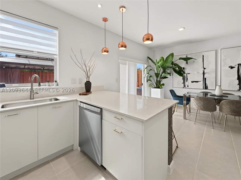 3 bedroom Townhouse at 12201 NW 23rd Ct, Westview Gardens Apartmen, Miami — photo 5