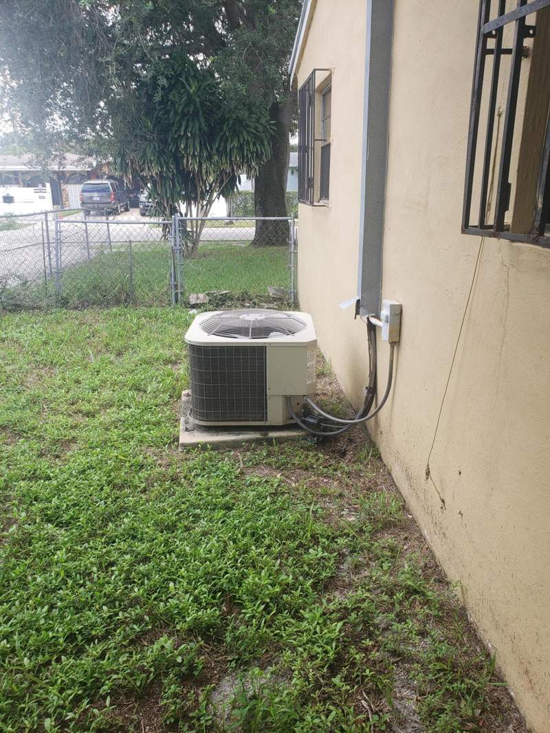 3 bedroom SingleFamilyResidence at 2821 NW 171st Street, Myrtle Grove, Miami Gardens — photo 4