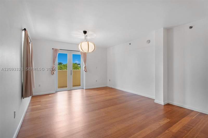 2 bedroom Condominium at 227 Michigan Ave 405, The Ambassadors Condo, Miami Beach — photo 2