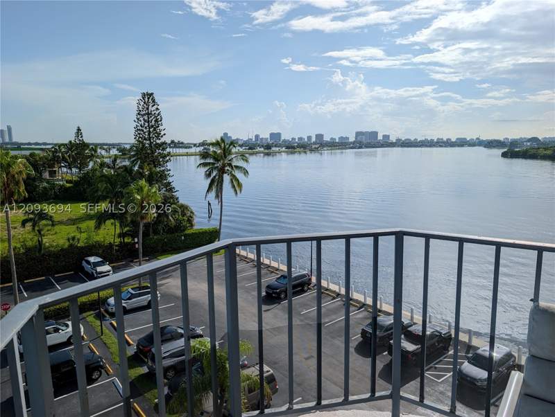 2 bedroom Condominium at 11930 N Bayshore Dr 502, Majorca Towers Condo, North Miami — photo 2