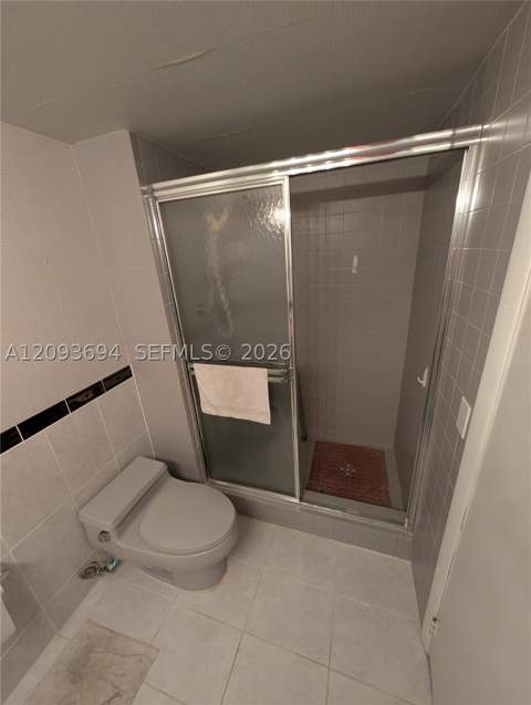 11930 N Bayshore Dr 502, North Miami FL - photo 8 of 44