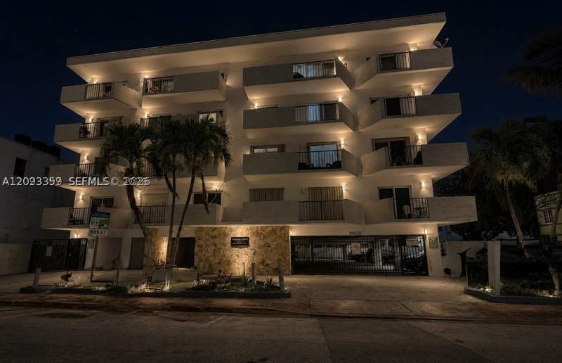 2 bedroom Condominium at 6965 Harding Ave 305, Harding Villas Condo, Miami Beach — photo 4