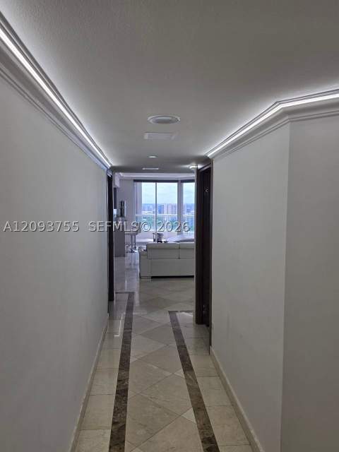 21205 Yacht Club Dr 3105, Aventura FL - photo 15 of 56