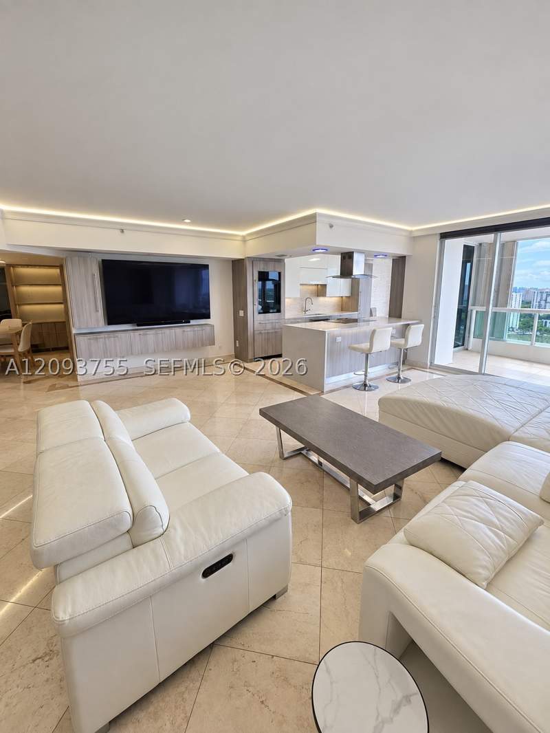 3 bedroom Condominium at 21205 Yacht Club Dr 3105, North Tower At The Point, Aventura — photo 4